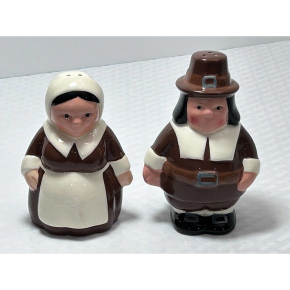 Publix Other - Thanksgiving Publix Supermarket‎ The Pilgrim Pair Salt & Pepper Shakers